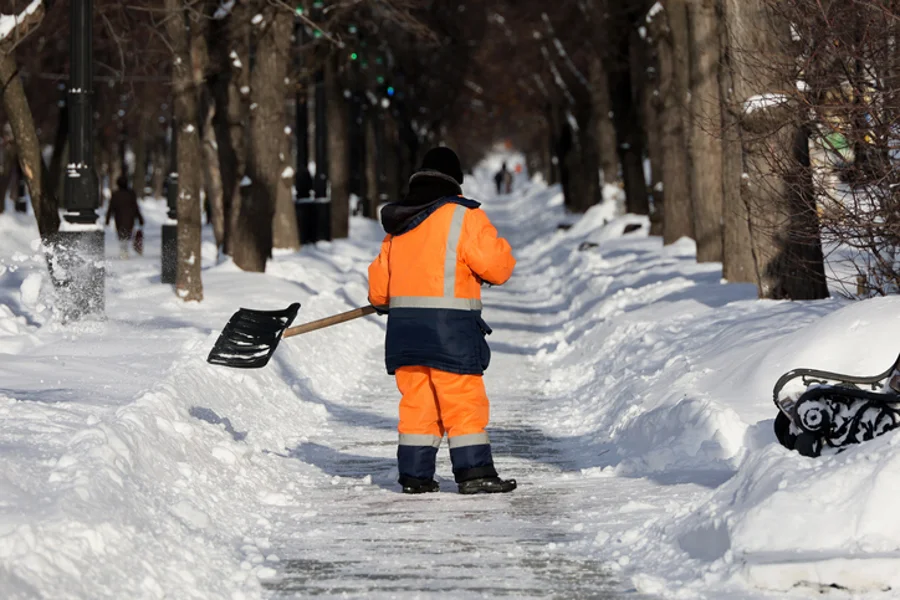 Professional Snow Removal Service in Tulsa, OK Professional Snow Removal Service in Tulsa, OK